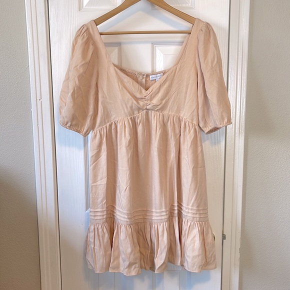 Gianni Bini Dresses & Skirts - Gianni Bini Ruffle Dress - Size 6